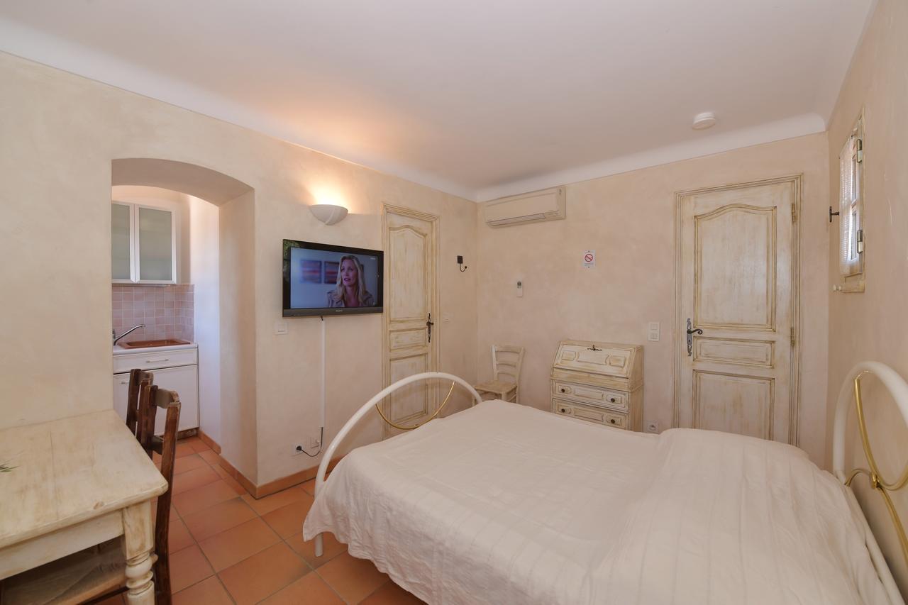 Les Lauriers Roses Aparthotel Le Le Rayol-Canadel-sur-Mer Eksteriør bilde